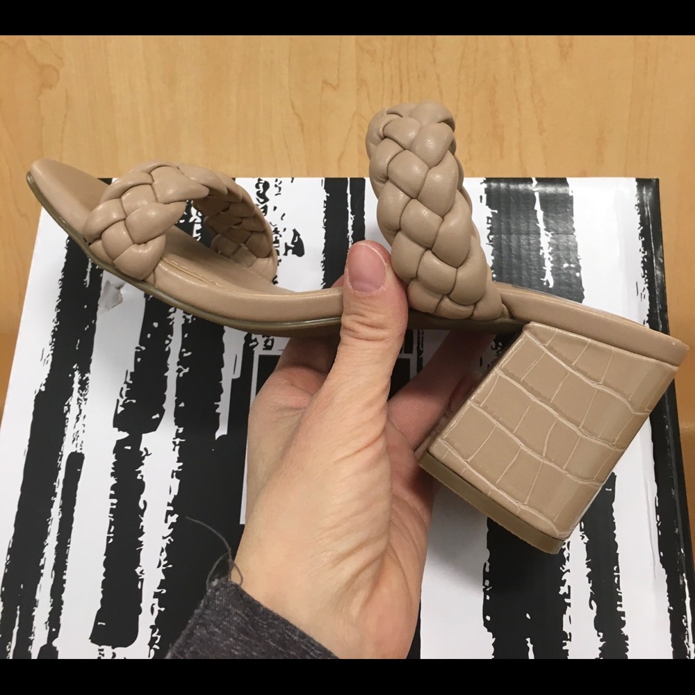 👡Dolce Vita Nude Heel Sandals 👡 - Picture 5 of 9